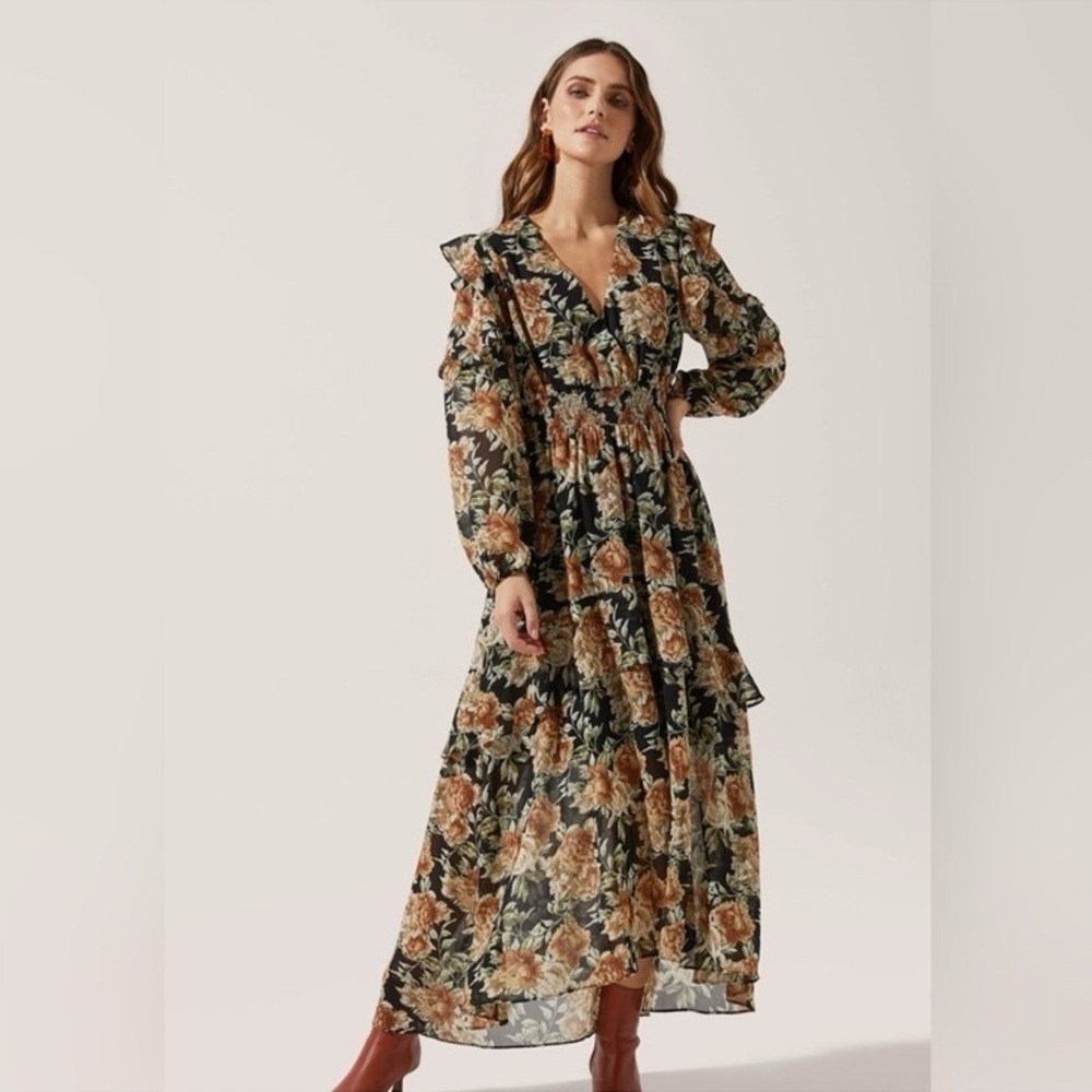 Astr the label long sleeve floral maxi dress size small
